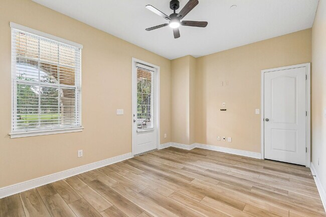 Building Photo - Your Spacious Lake Mary Home Awaits | 4BR, 3.5BA & Resort Amenities
