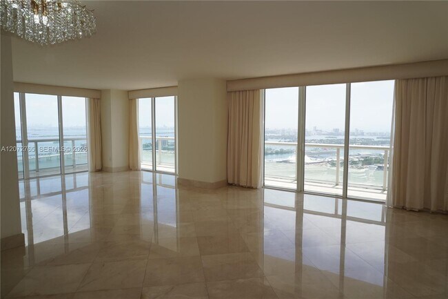 Building Photo - 50 Biscayne Blvd