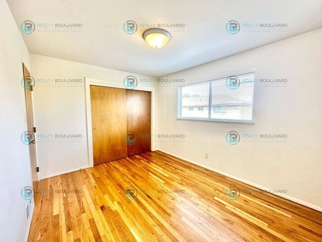 Building Photo - 1 Bedroom 1 Bath + Office next to Idlewild Park & the Truckee River