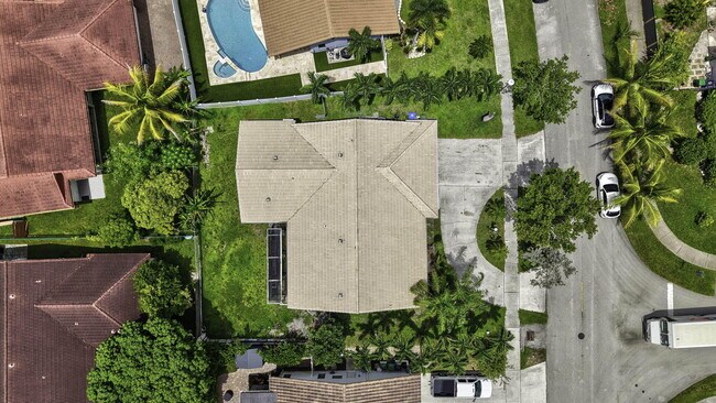 Building Photo - 2171 NW 76th Ave