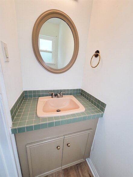 Building Photo - 13406 Glen Erica Dr