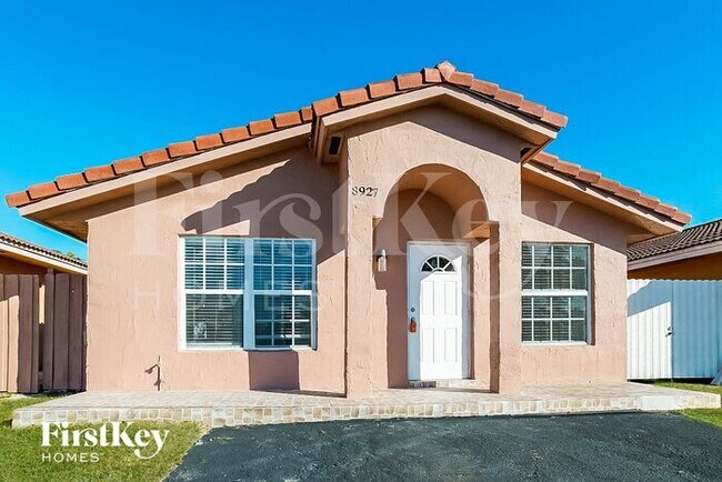 Building Photo - 8927 NW 114th St