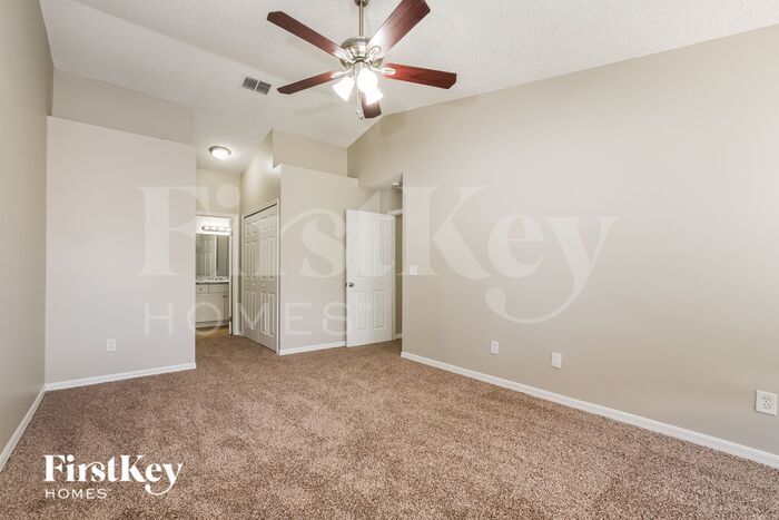 Building Photo - 7535 Groveoak Dr
