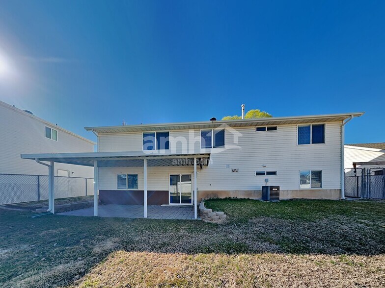 Building Photo - 3926 W 4650 S