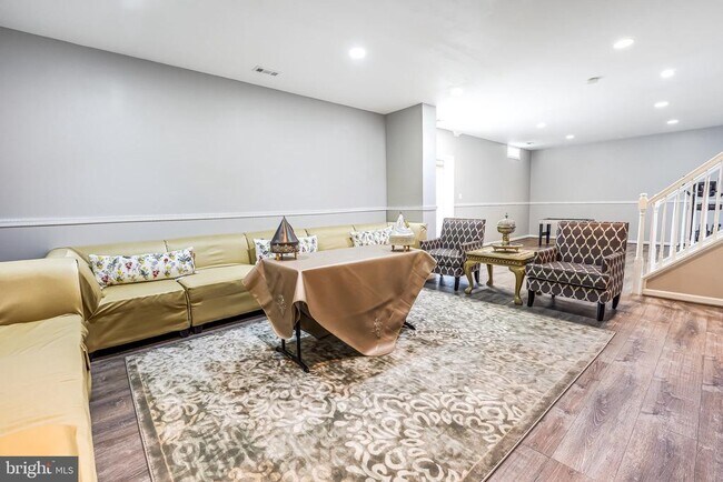 Building Photo - 24990 Mineral Springs Cir