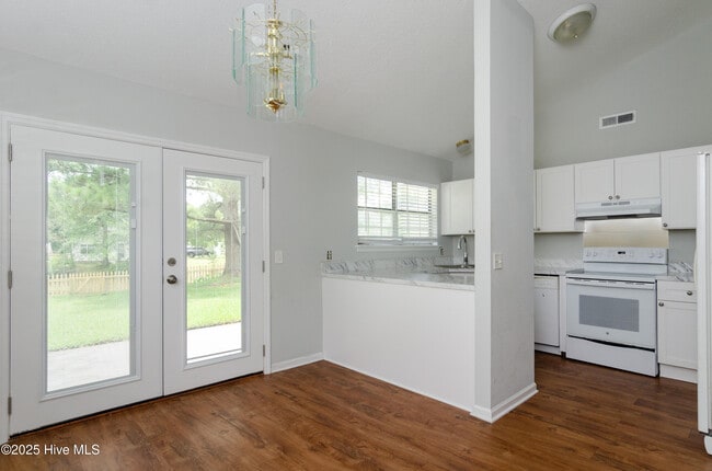 Building Photo - 4312 Watson Dr