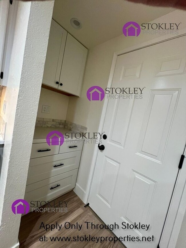 Building Photo - 5705 Cutter Loop