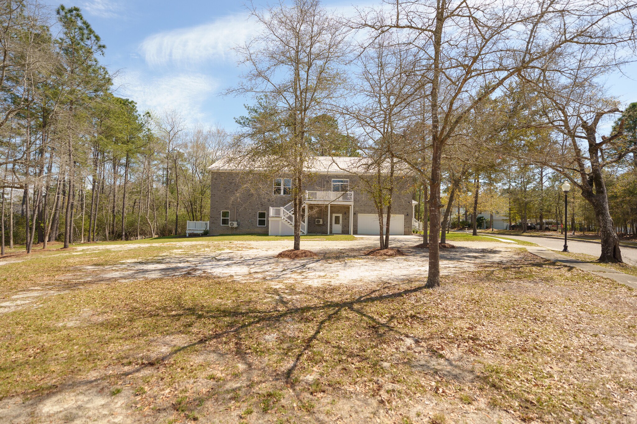 Building Photo - 60 Madison Dr