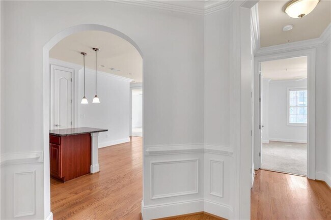 Building Photo - 2300 Peachford Rd