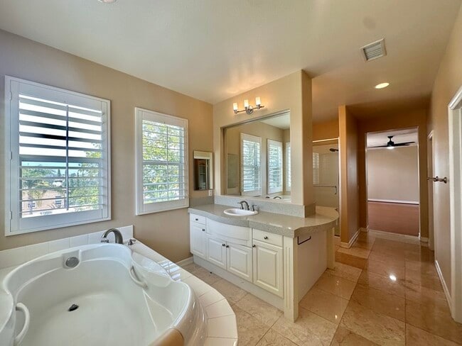 Building Photo - Torrey Hills, Beautiful La Strada Home wit...