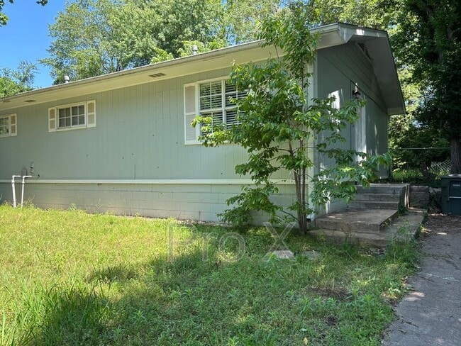 Primary Photo - 6450-6462 W Nicole Ln