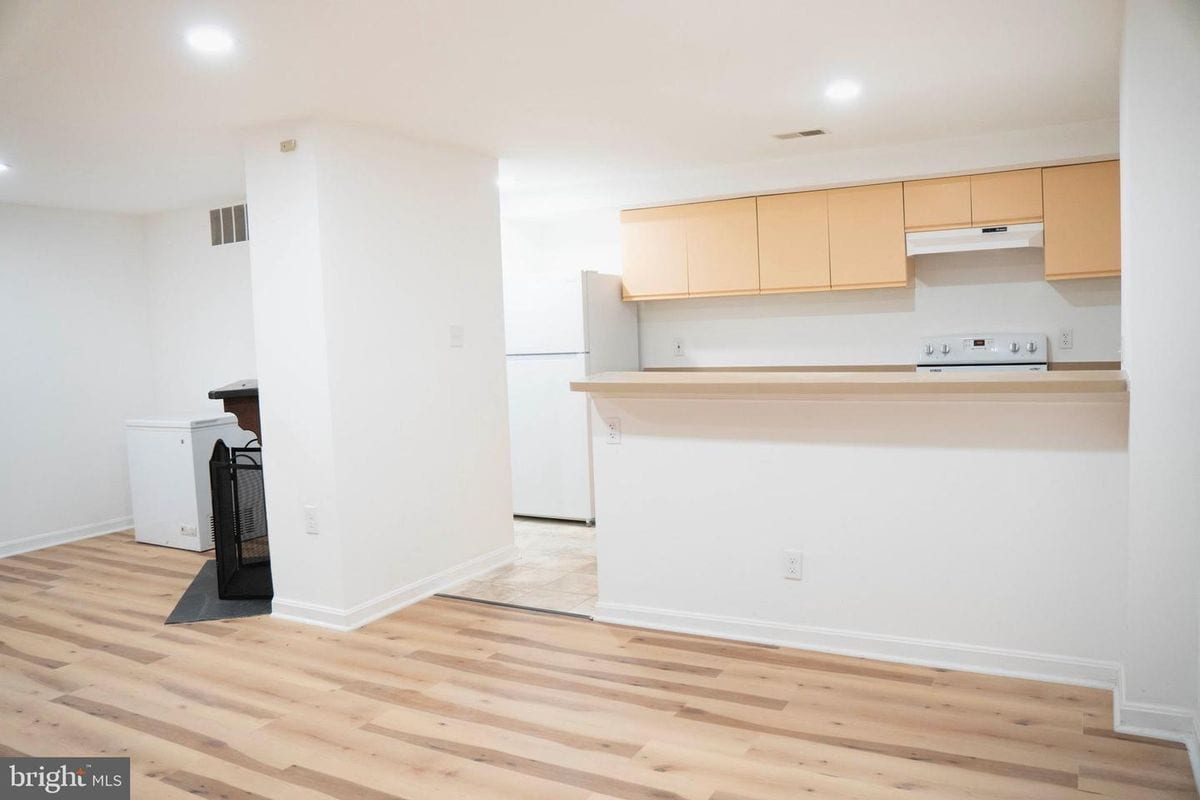 Building Photo - 4451 Pembrook Village Dr