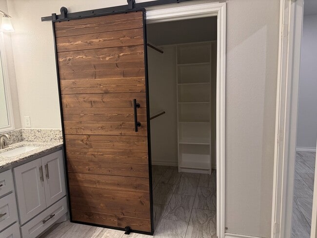 Building Photo - 11629 Sweetgum St