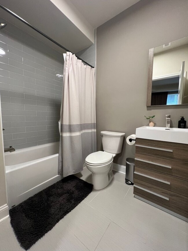 Building Photo - Stunning 3-Bedroom Townhome in the Heart of Fishtown! Finished Basement and Private Rooftop Deck!...