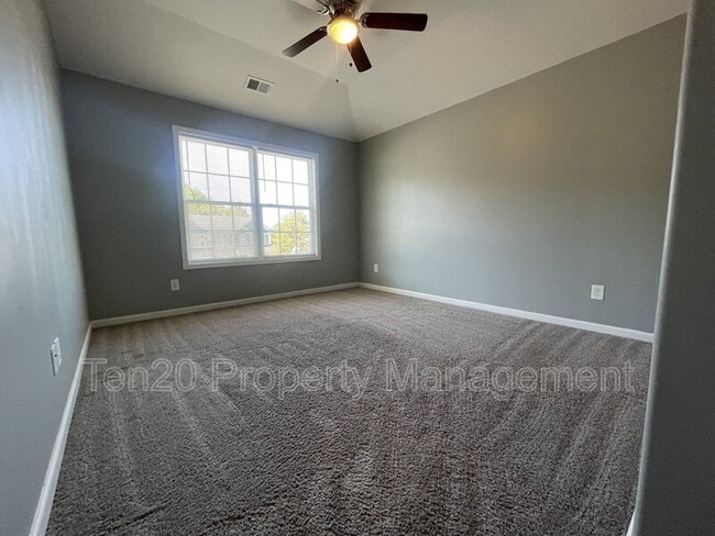 Building Photo - 4955 Brightstar Ln
