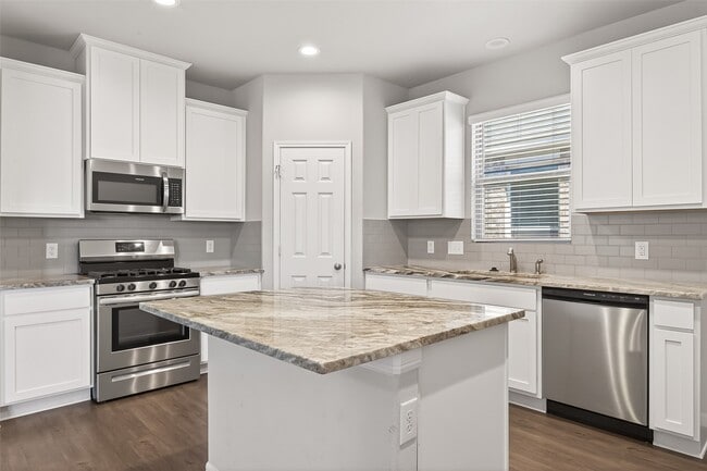 Building Photo - 17727 Chartertree Ln