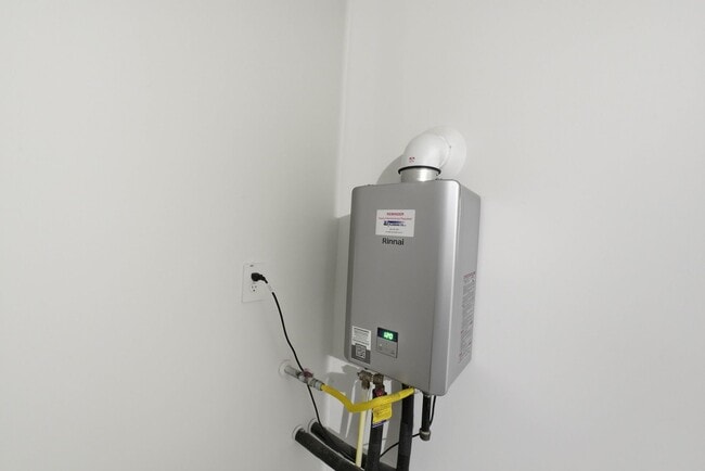 Building Photo - Offered by Precision Realty and Management...