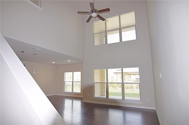 Building Photo - 10500 I-35