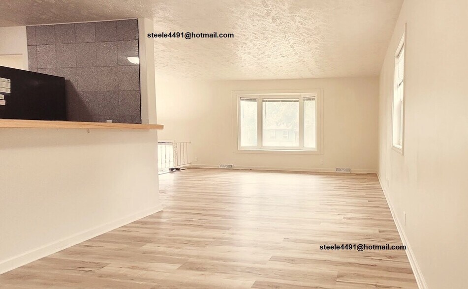 Building Photo - 3011 Joann Ave