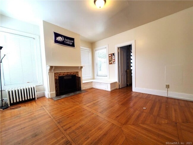 Building Photo - 388 Whitney Ave