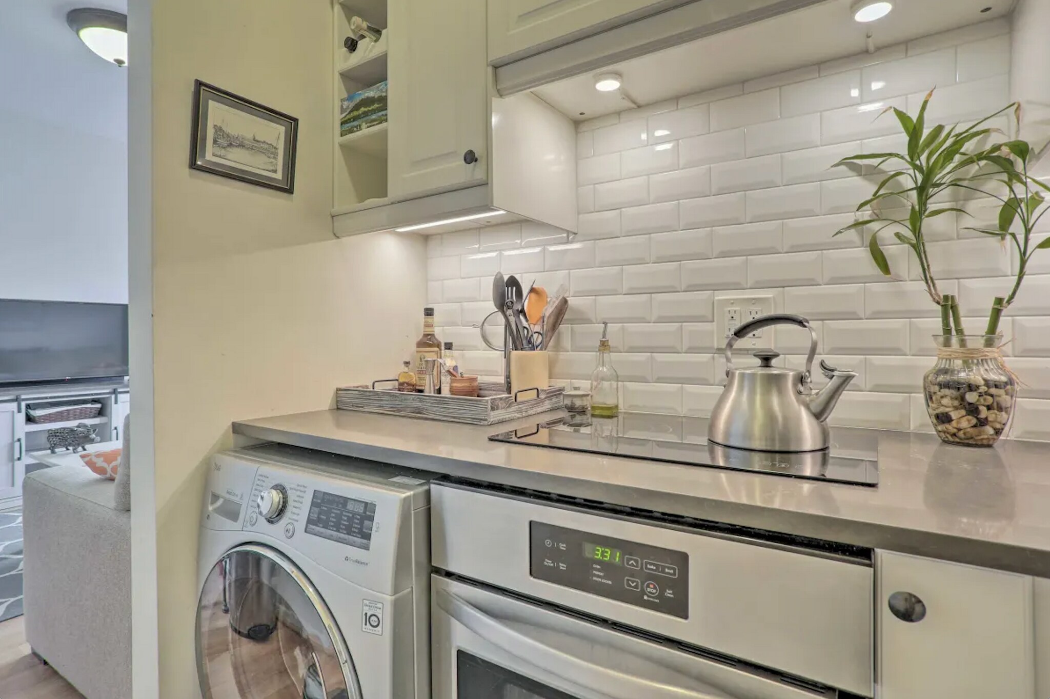 Building Photo - 101 Willow Ave