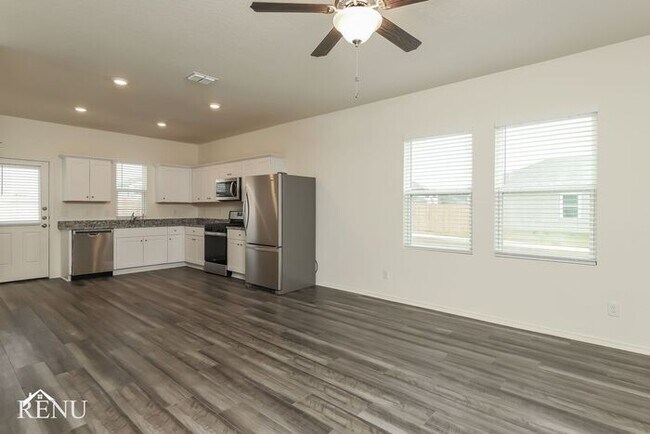 Building Photo - 5202 Dawn Break