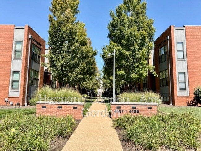 Primary Photo - 4159 McPherson Ave