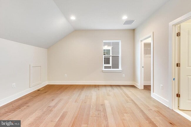 Building Photo - 14813 Retreat Blvd