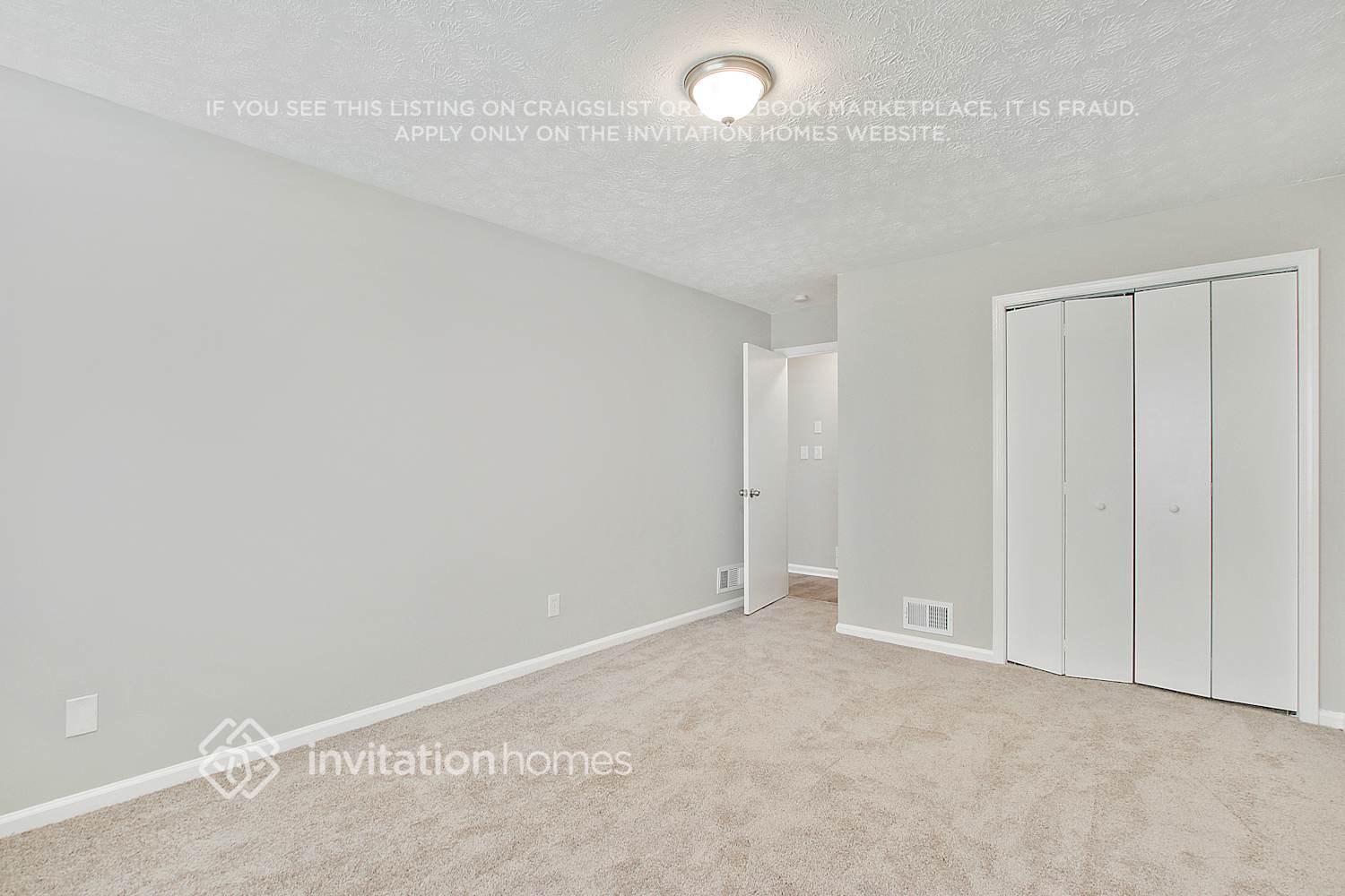 Building Photo - 3811 Sherwood Dr