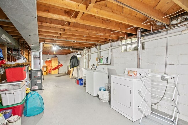 Building Photo - 1831 Andover Blvd NW