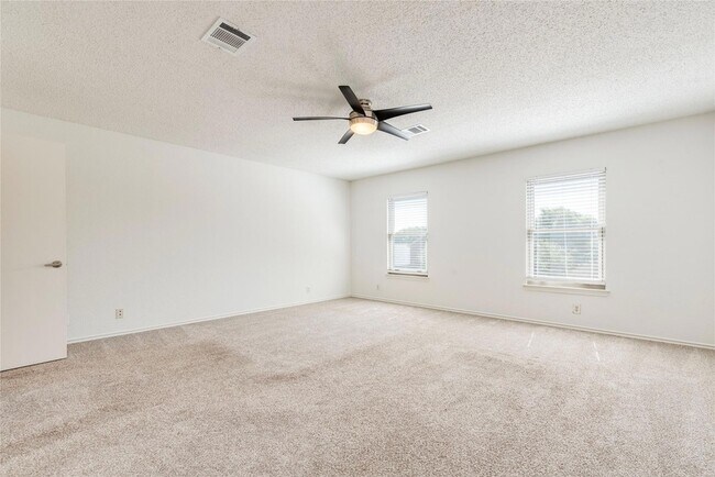 Building Photo - 17924 Narsitin Ln