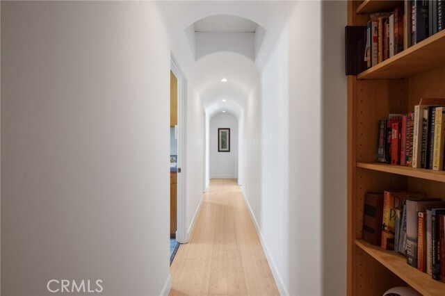 Building Photo - 310 30th St