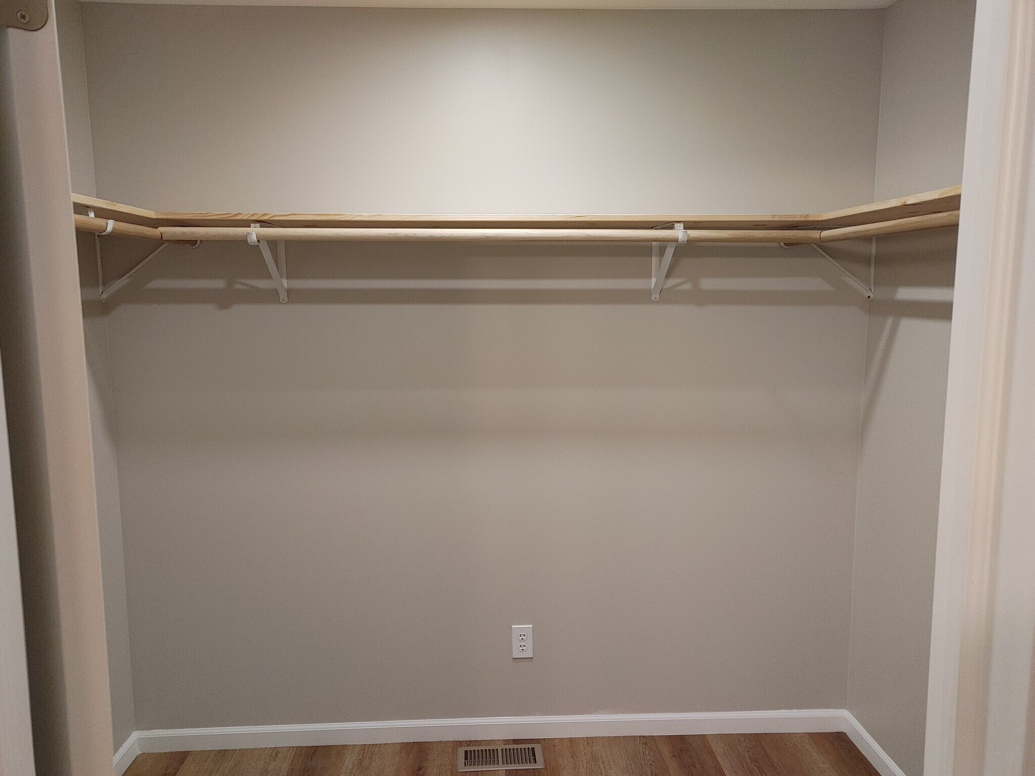 Master Closet - 71 Pomeroy Rd