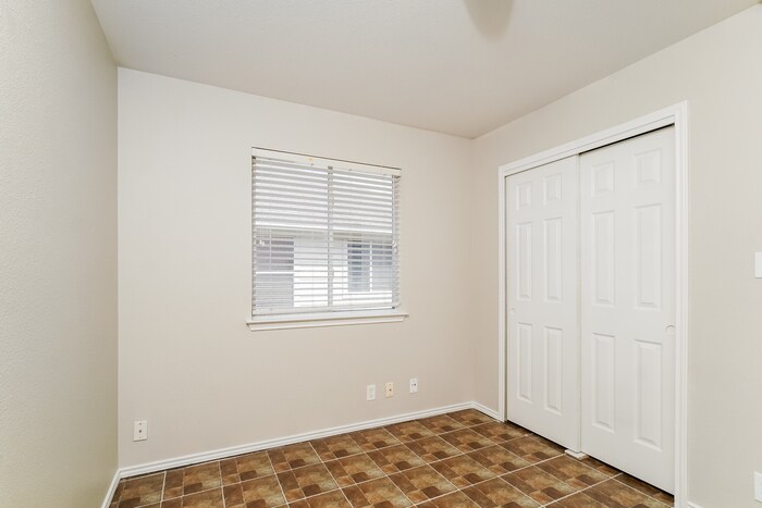 Building Photo - 8415 Chalk Hill Cove