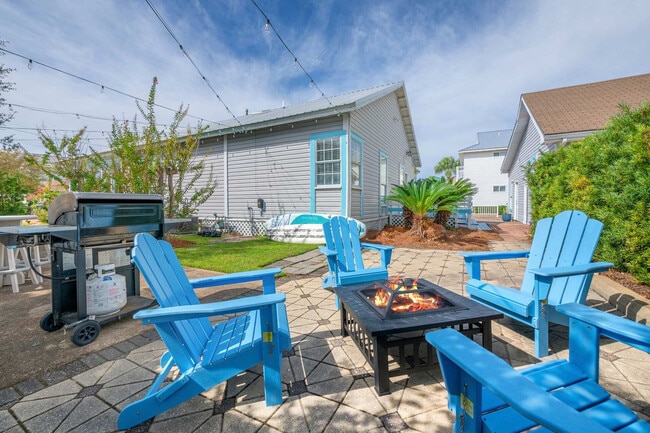 Building Photo - 4431 Luke Ave