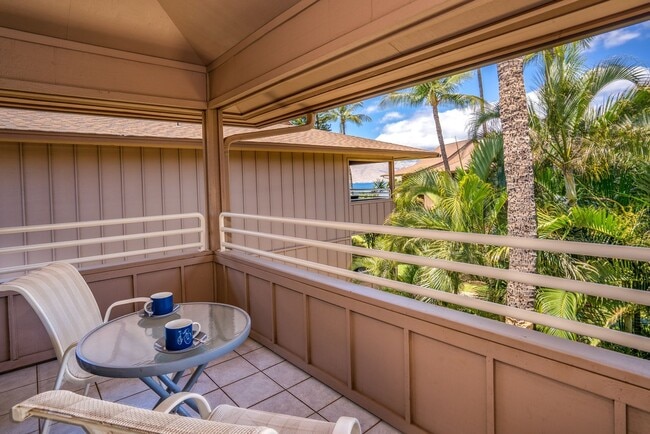 Building Photo - Fully Furnished, 1 Bed/1 Bath, Kihei Bay Vista with Pool