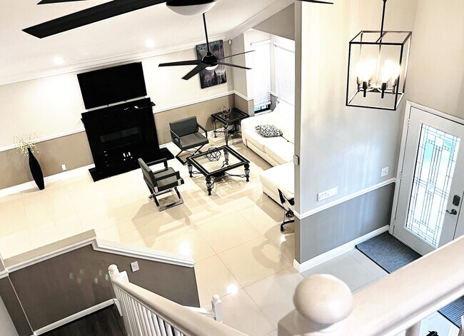 Building Photo - 6186 Duckweed Rd