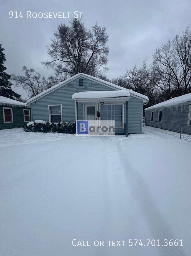 Building Photo - 914 Roosevelt St