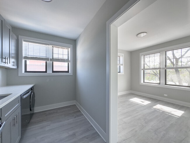 Building Photo - 378 Hazel Ave