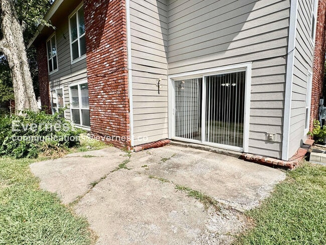 Building Photo - 8131 E 65th Pl