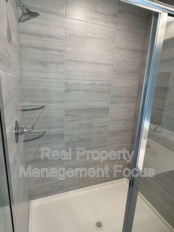 Building Photo - 13969 Falcon Ranch Dr