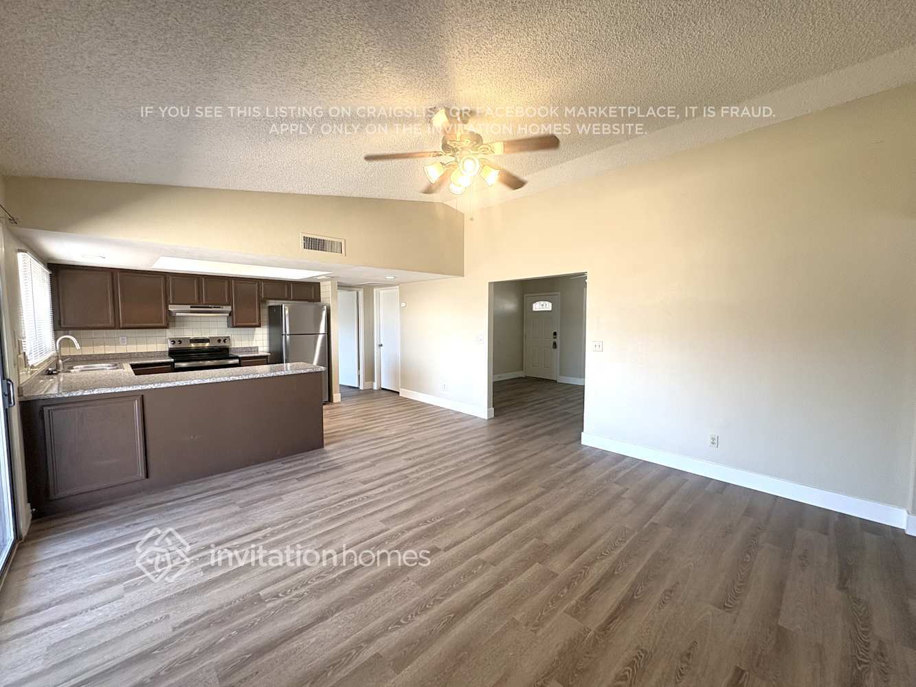Building Photo - 9503 W Las Palmaritas Dr