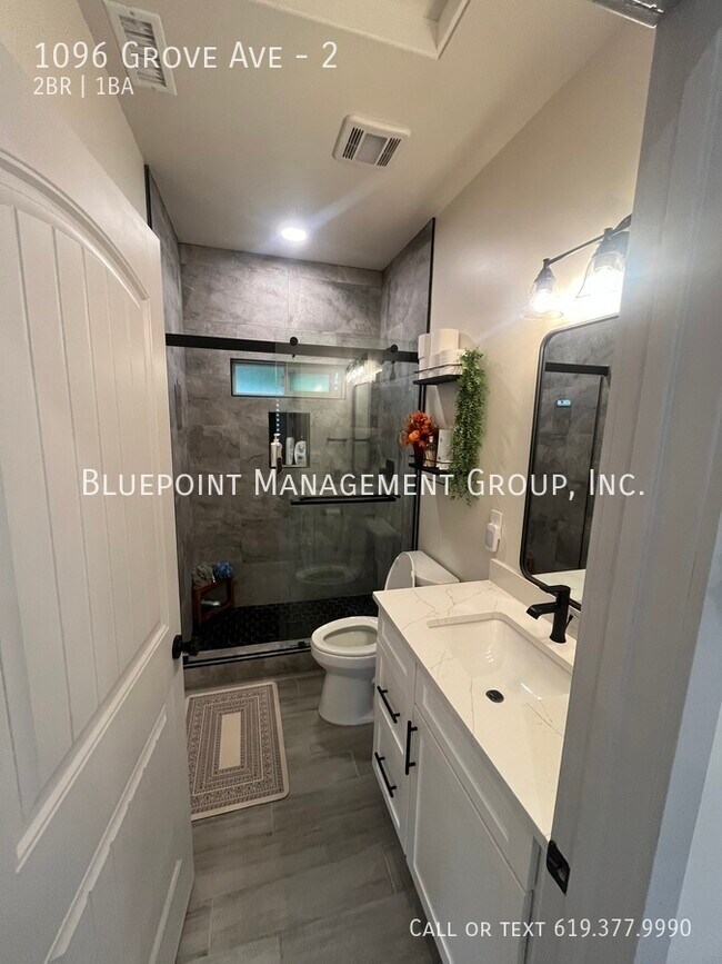 Building Photo - 1096 Grove Ave