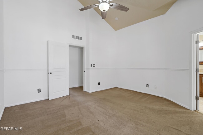 Building Photo - 6839 Pasatiempo Cir
