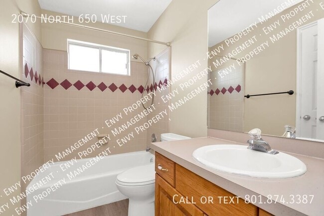 Building Photo - 2070 N 650 W