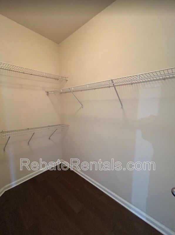 Building Photo - 8290 Gate Pkwy W