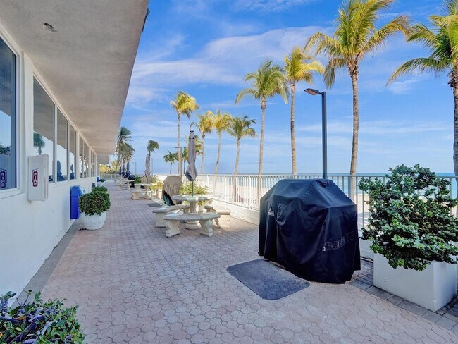 Building Photo - 1360 S Ocean Blvd