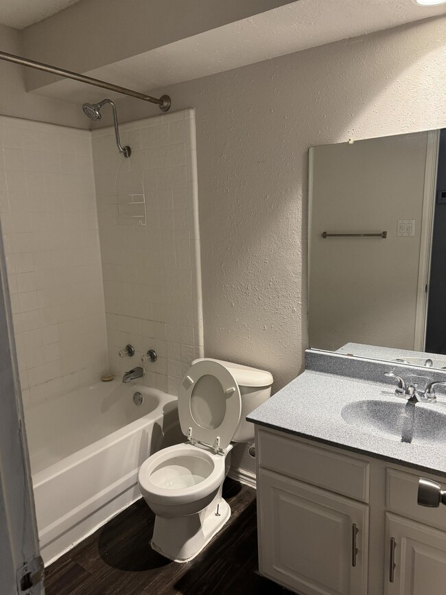 Building Photo - 5988 Westcreek Dr