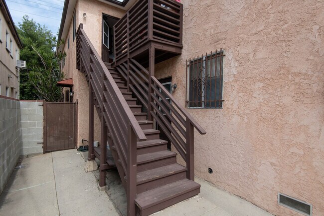 Stairs (back) - 11648 Chandler Blvd
