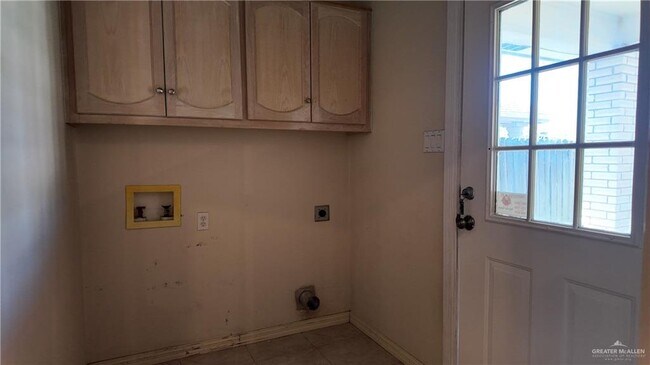 Building Photo - 20 San Rodrigo